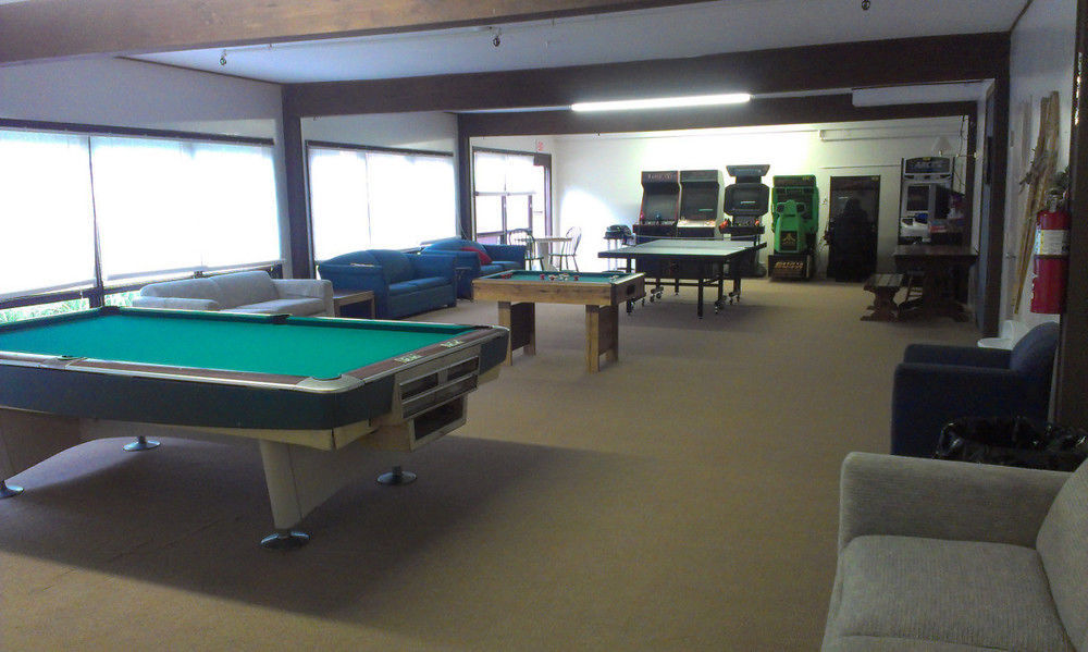 Evergreen Valley Inn Stoneham Екстериор снимка